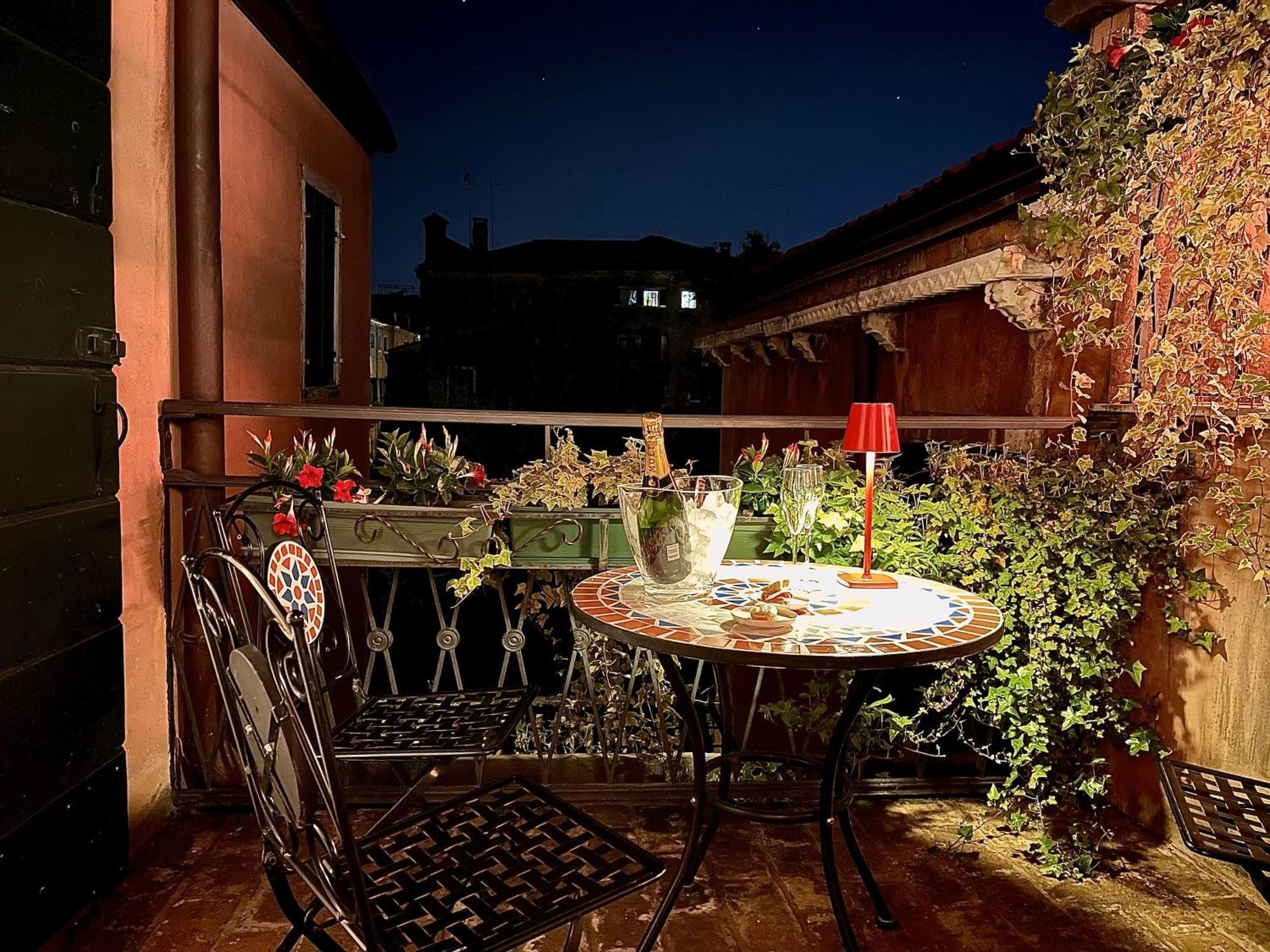 Apartment Ca Brunilda-Luxury Penthouse With Terrace Венеция Экстерьер фото